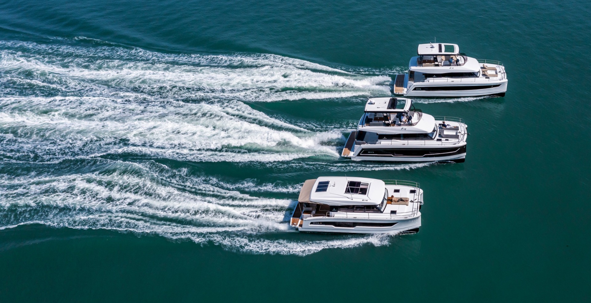 Motor Yachts from M.i Cats