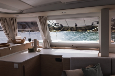 M.i Cats, Fountaine Pajot 48