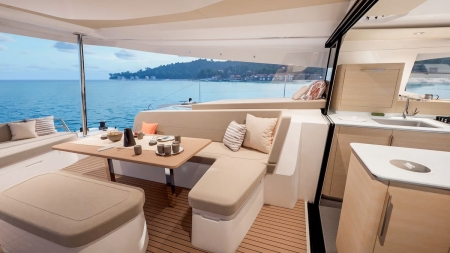 M.i Cats, Fountaine Pajot 48