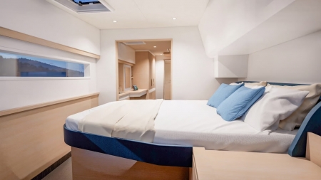 M.i Cats, Fountaine Pajot 48