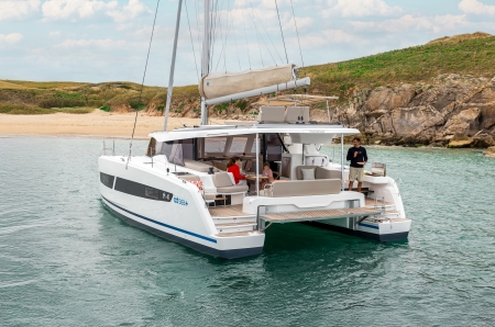 M.i Cats, Fountaine Pajot FP 41, Exterior