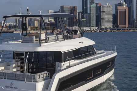 M.i Cats, Fountaine Pajot Motor Yachts, MY5 Exterior