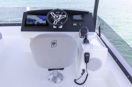 M.i Cats, Fountaine Pajot Motor Yachts, MY5 Exterior