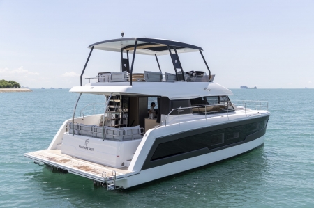 M.i Cats, Fountaine Pajot Motor Yachts, MY5 Exterior