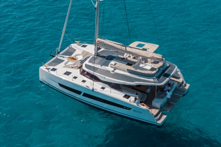 FP 44, Fountaine Pajot 44