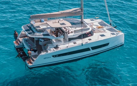 FP 44, Fountaine Pajot 44