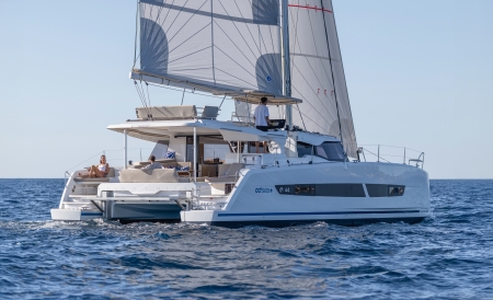 FP 44, Fountaine Pajot 44