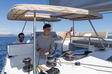 FP 44, Fountaine Pajot 44