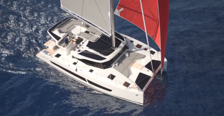 FP 44, Fountaine Pajot 44