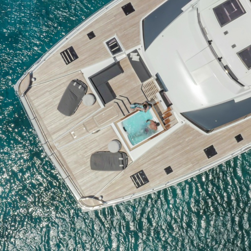 motor catamaran Power 67 by Fountaine Pajot 