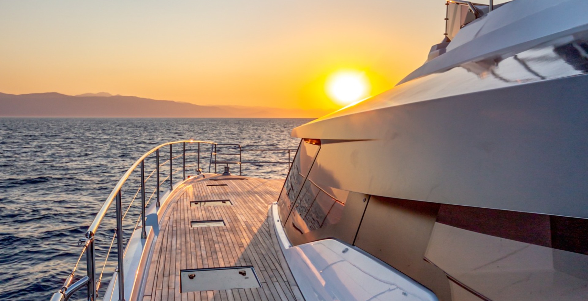Private day yacht charter with full crew