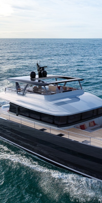 Maxi catamaran